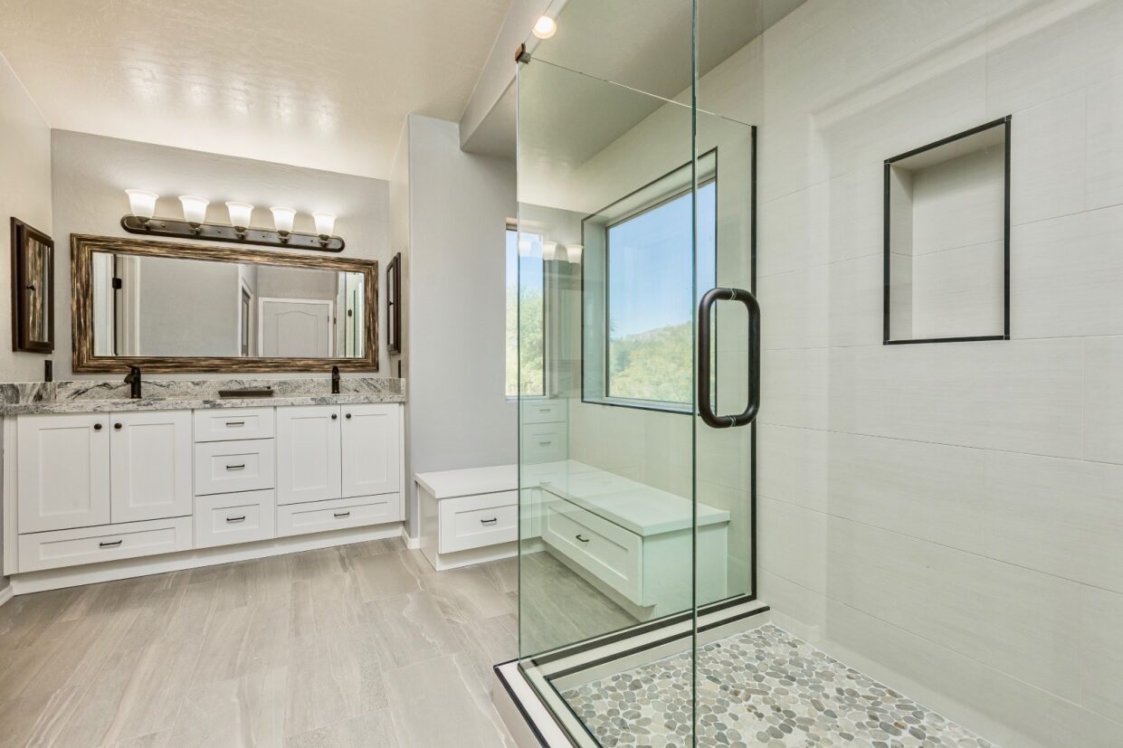What color makes a small bathroom look bigger